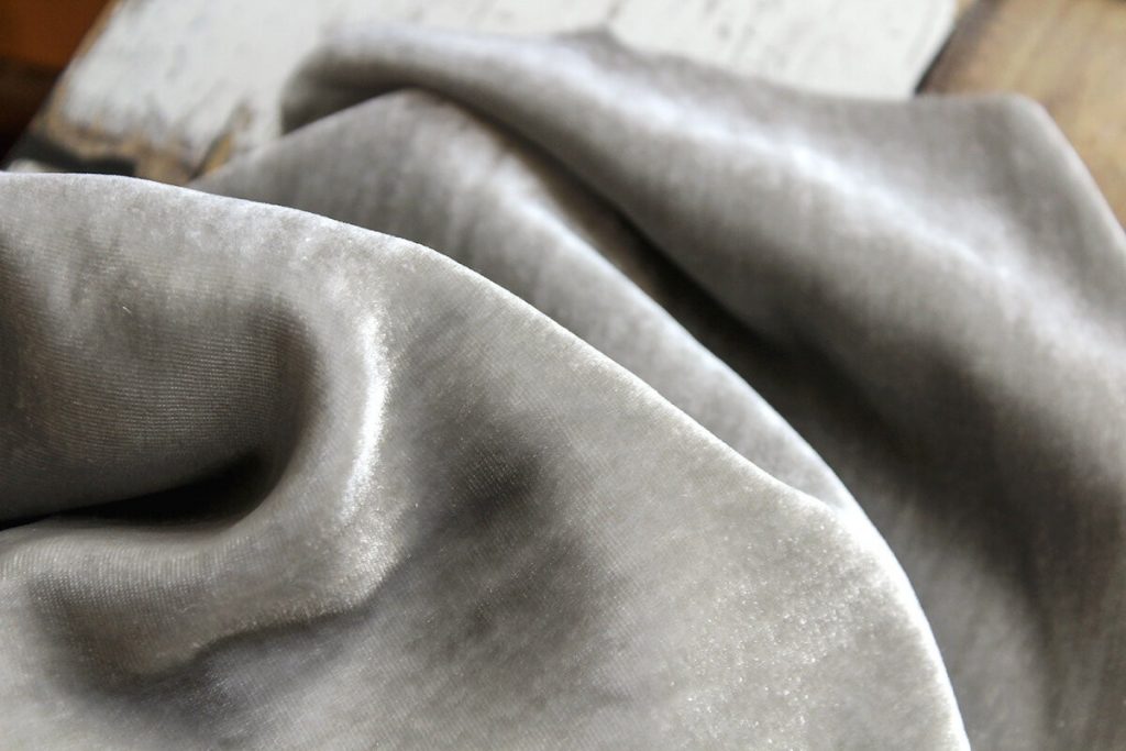 Шелк и вискоза, бархат 3 cloth-house-silk-velvet-news